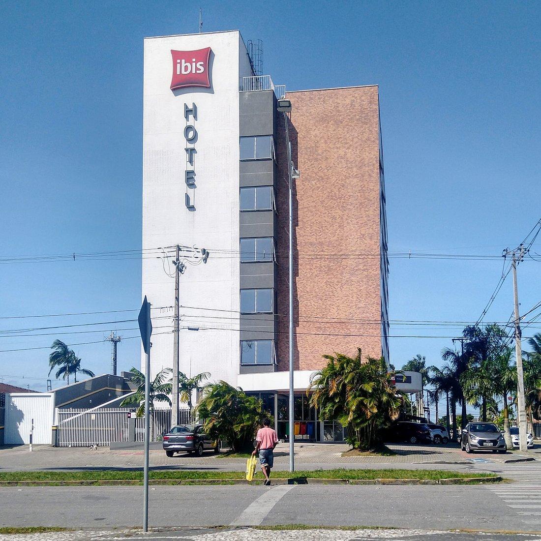 Ibis Paranagua Hotel Exterior foto